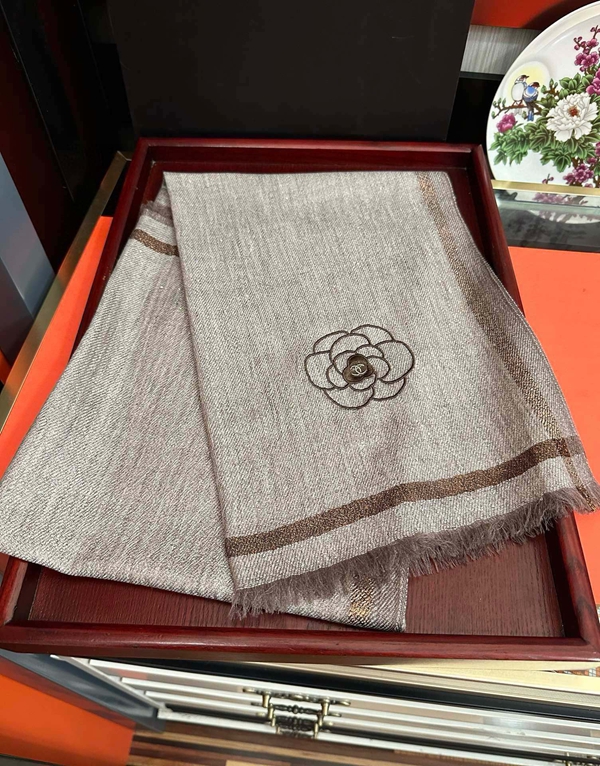 ブランドマフラー側面デザイン